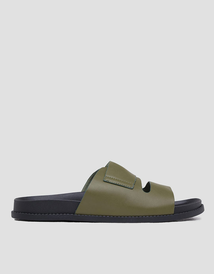 St. Yves Buckle Stitch Women's Slipper Sandals