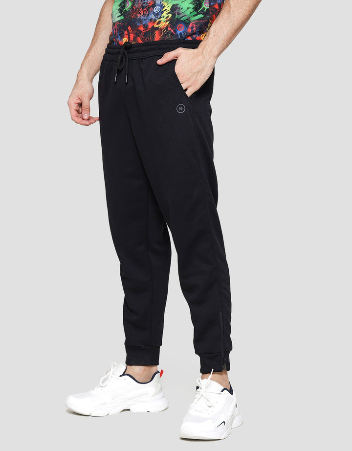 Nevada Zipper Print Celana Panjang Knit Pria