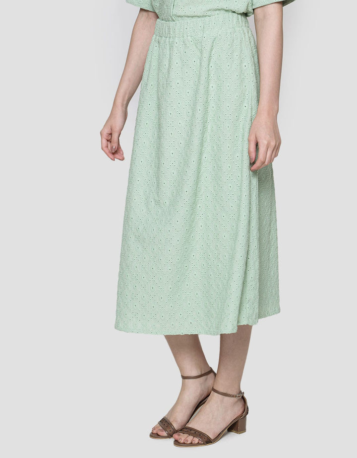 Details Midi Skirt A Line Brokat