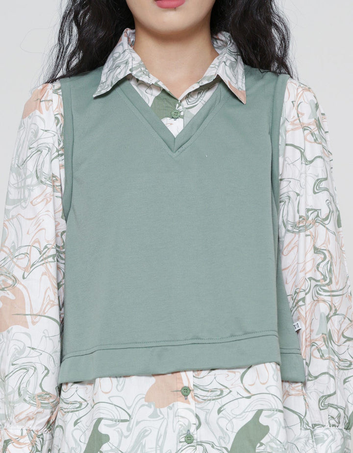 Expand Neyara Blouse Wanita