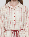 Expand Giumi Blouse Wanita