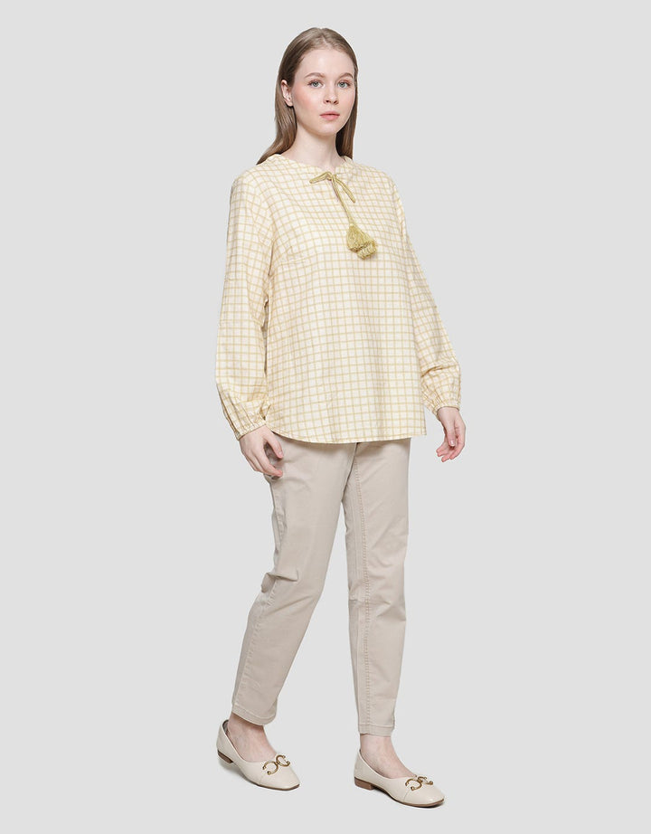 Expand Nalisa Blouse Wanita