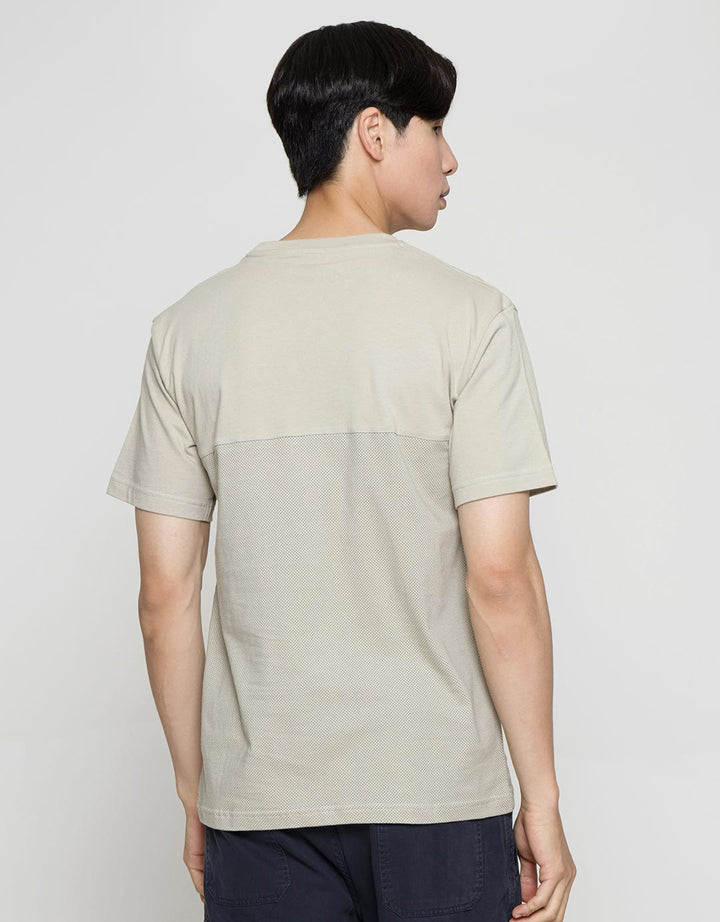 Details Aop Dot Half Body Kaos Lengan Pendek Pria