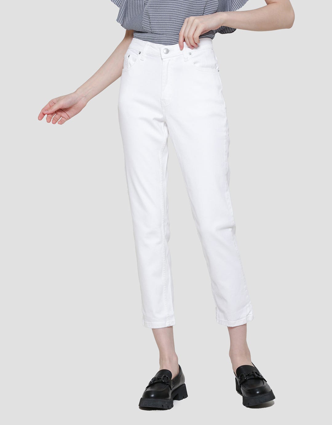 Connexion Regular Felis Basic Wash Celana Denim Wanita