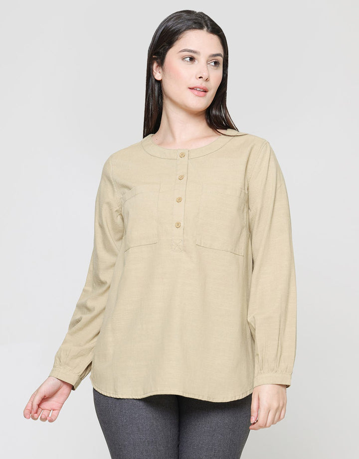 Expand Feyr Women's Blouse