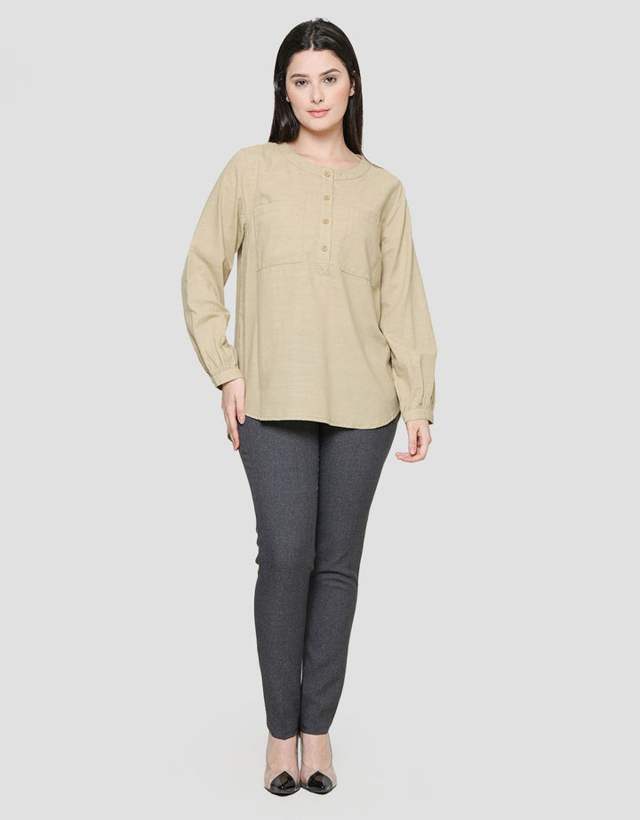 Expand Feyr Women's Blouse