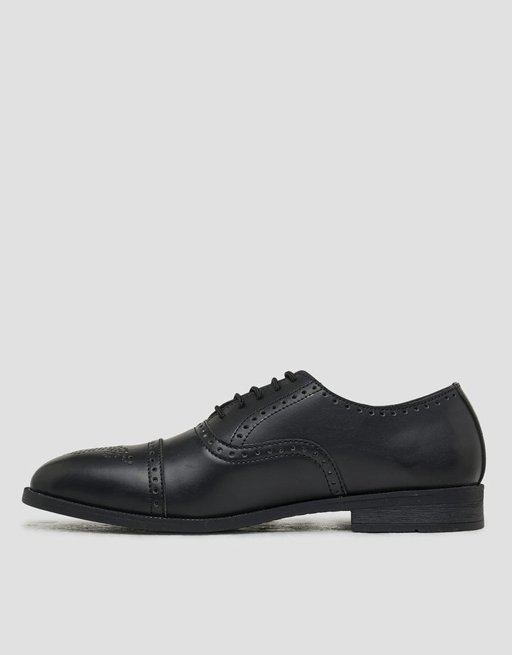 Yongki Komaladi Sepatu Pantofel Pria