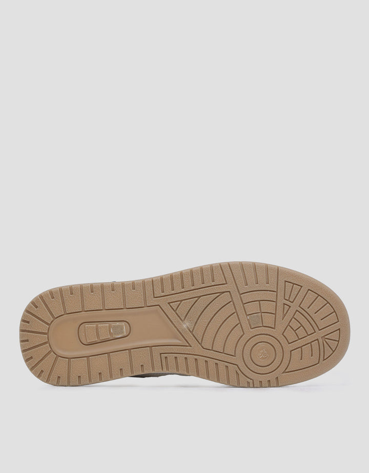 Yongki Komaladi Men's Casual Sneakers Shoes