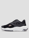 Yongki Komaladi Sepatu Sneakers Casual Pria
