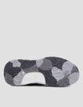 Yongki Komaladi Sepatu Sneakers Casual Pria