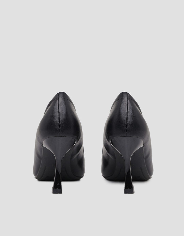 Yongki Komaladi Ladies Elegan Sepatu Pantofel Wanita