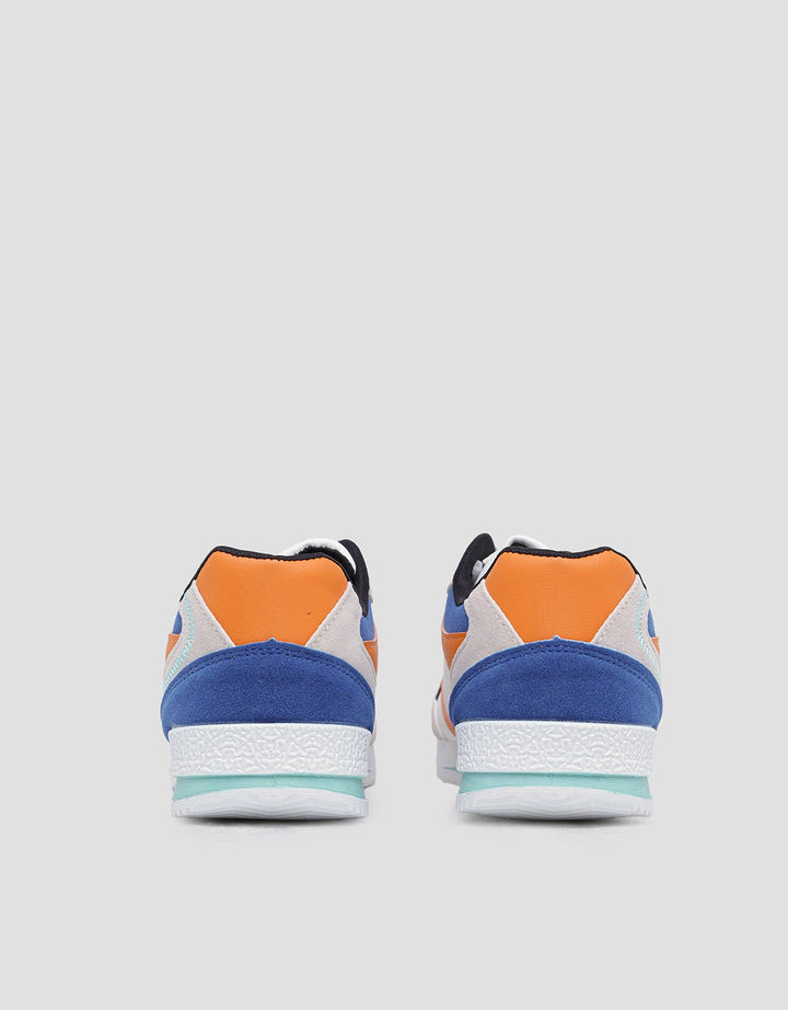 Yongki Komaladi Sepatu Sneakers Casual Pria