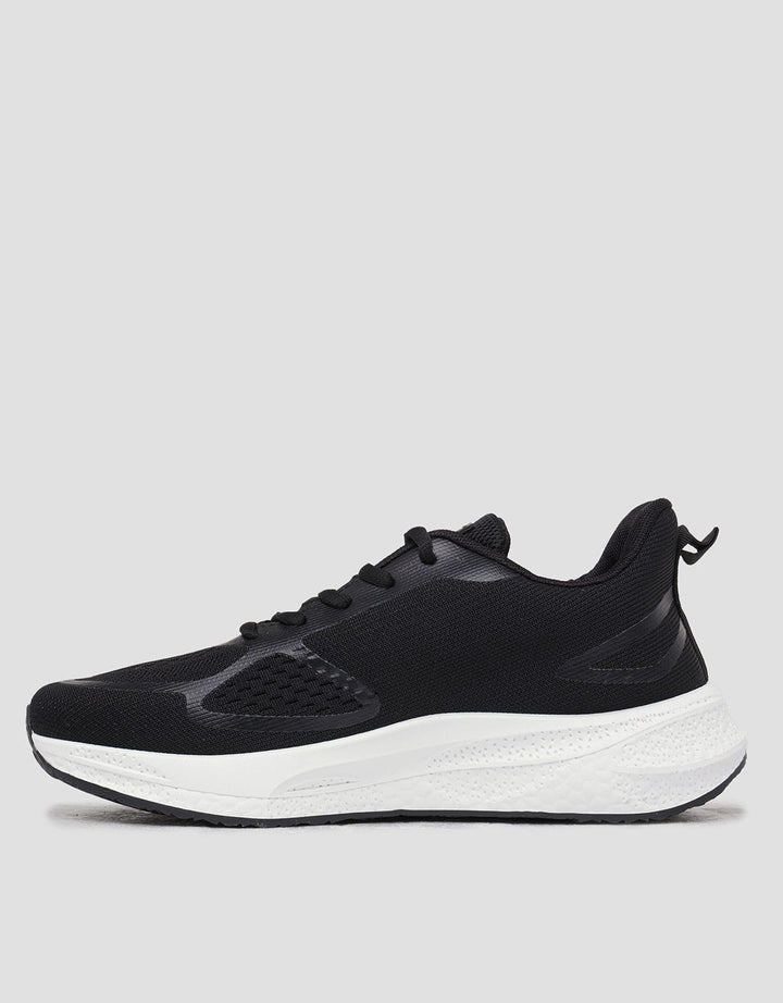 Yongki Komaladi Sneakers Casual Pria