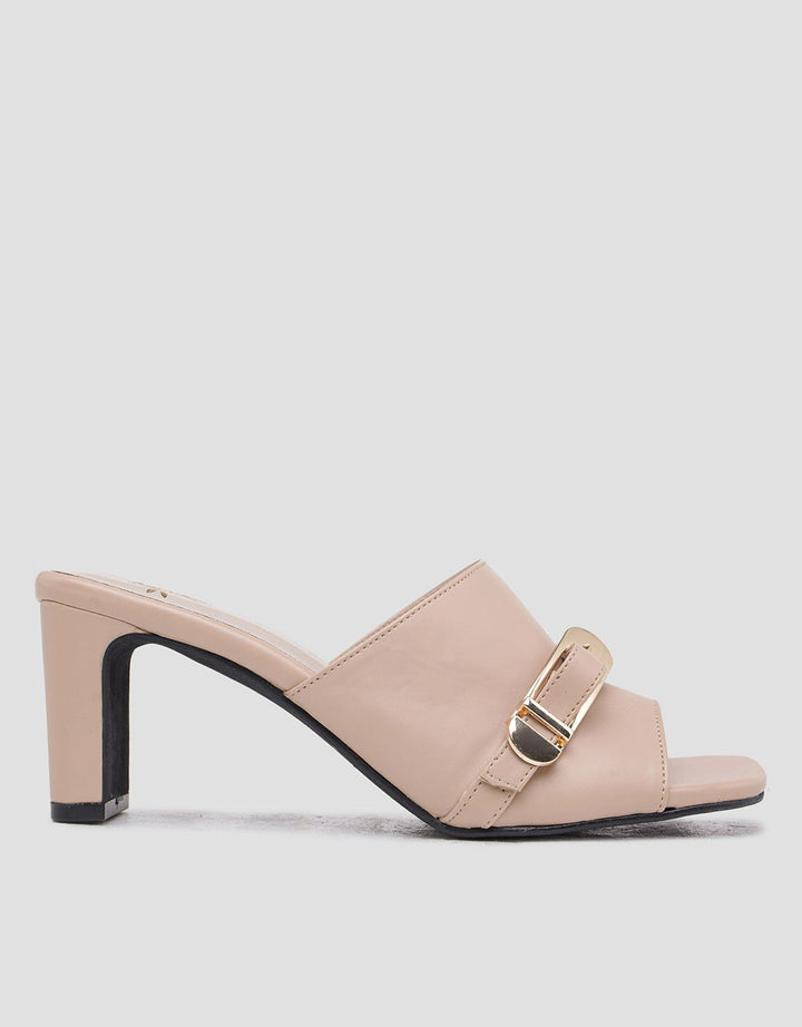 Yongki Komaladi Big Strap Buckle Sandal Heels Wanita