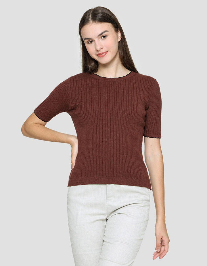 Connexion Kaos Lengan Pendek Rajut Scallop Neck Wanita