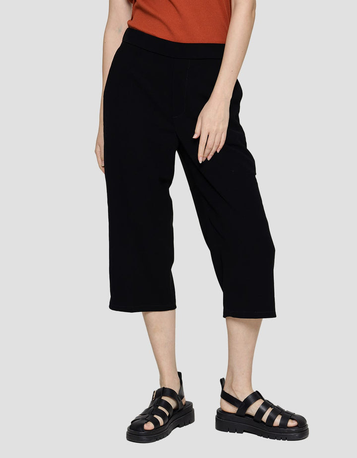 St. Yves Ankle Coulotte Celana Panjang Wanita