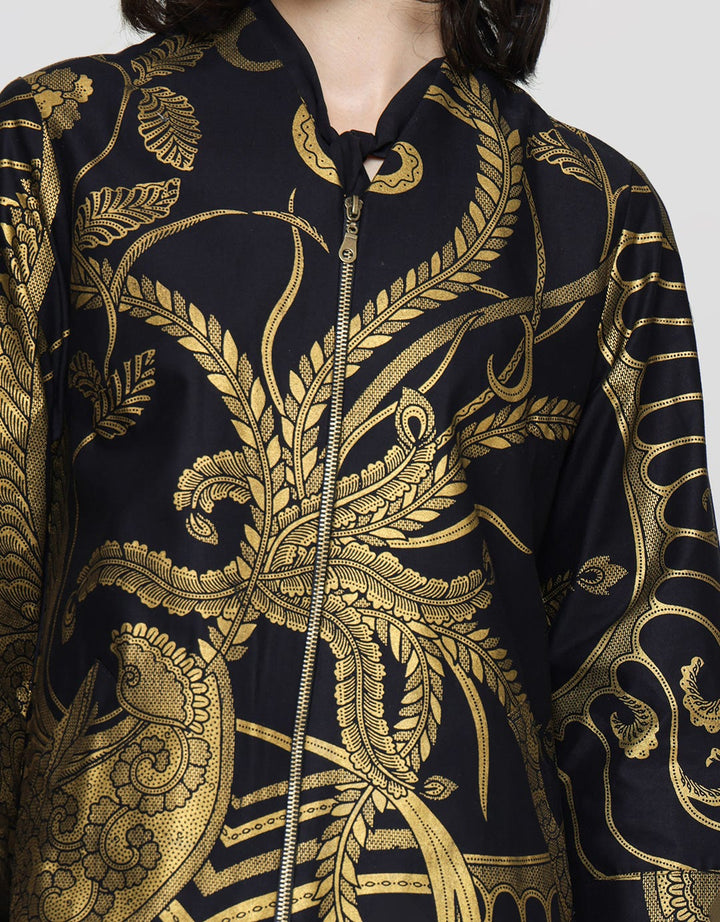 Arjuna Weda Blouse Batik Motif