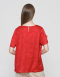 St. Yves Blouse Lengan Pendek Wanita Detail Tangan Tulip Jacquard