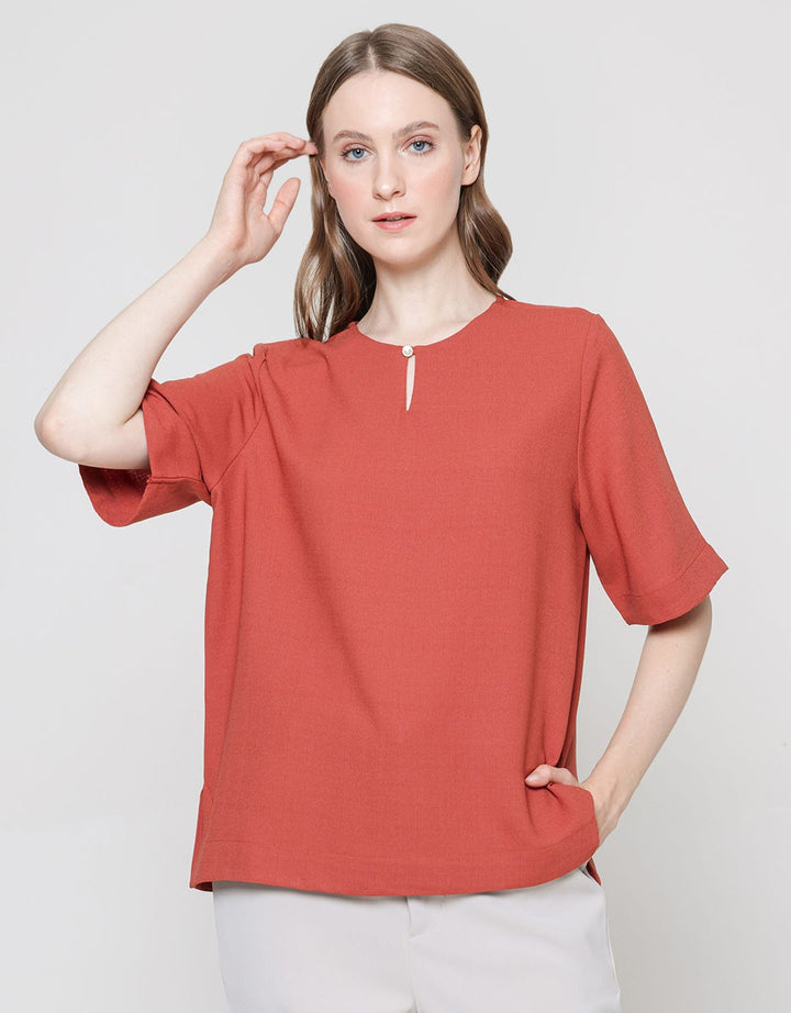 St. Yves Keyhole Neck Button Blouse Wanita