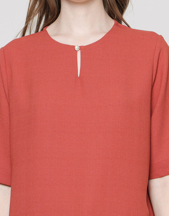St. Yves Keyhole Neck Button Blouse Wanita
