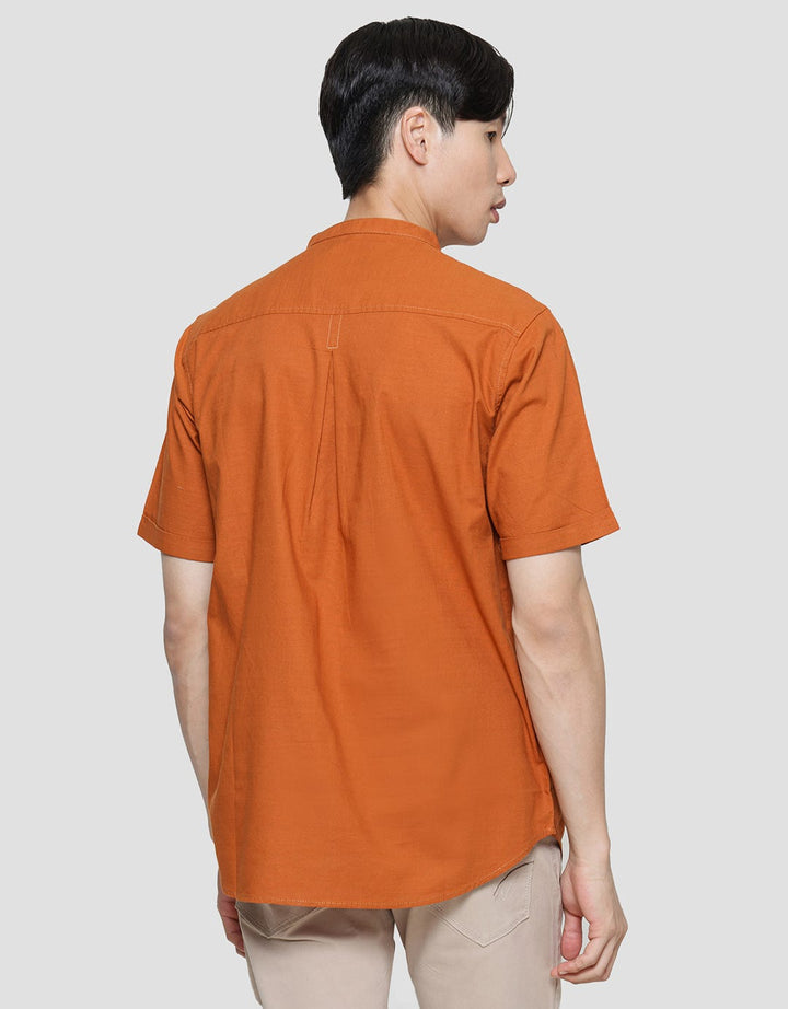 Lois Kemeja Koko Plain Pria