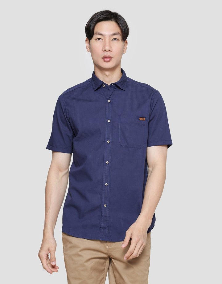 Lois Single Pocket Kemeja Lengan Pendek Pria