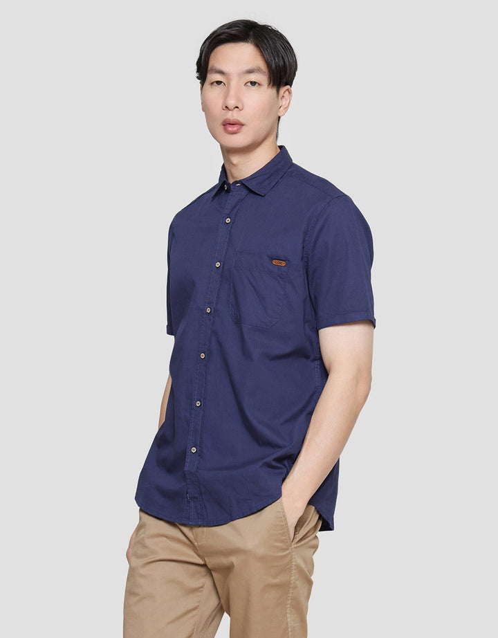 Lois Single Pocket Kemeja Lengan Pendek Pria
