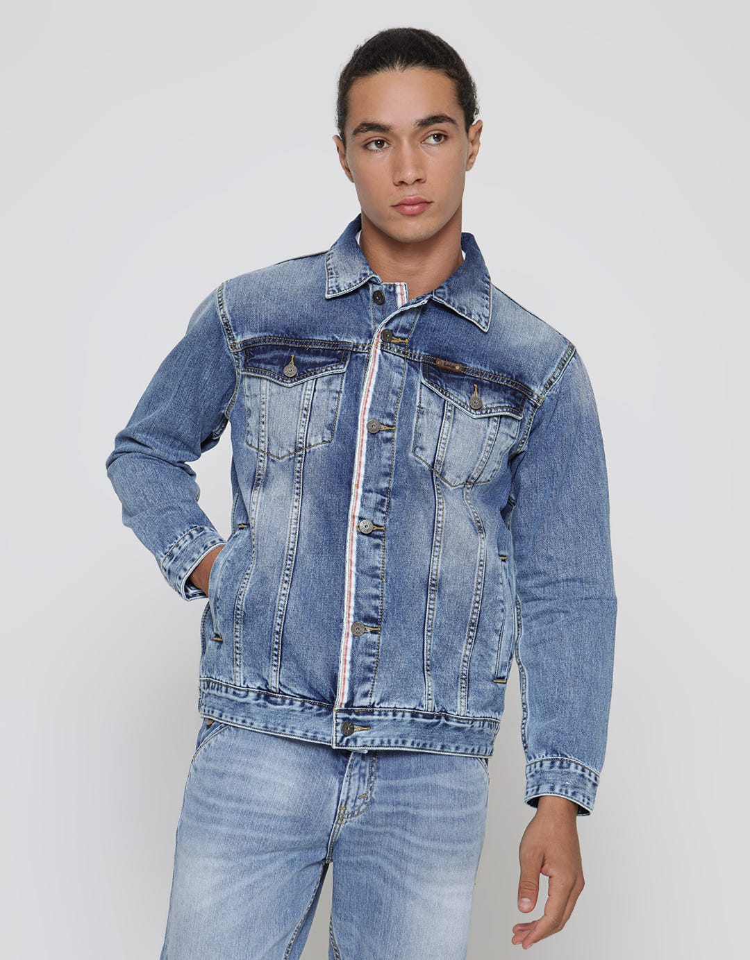 Lois Washed Accent Denim Jacket