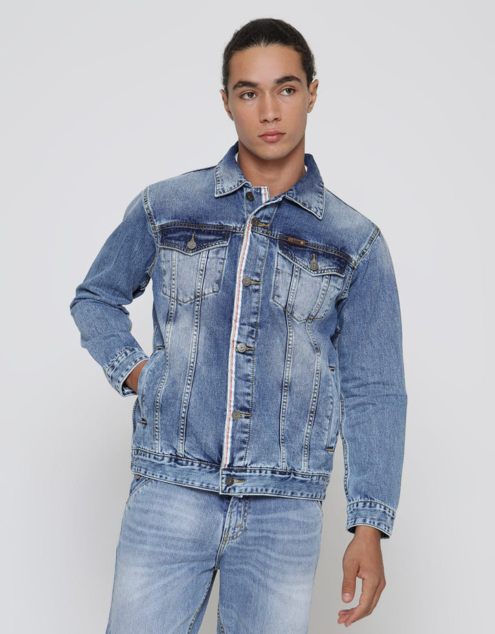 Lois Washed Accent Denim Jacket