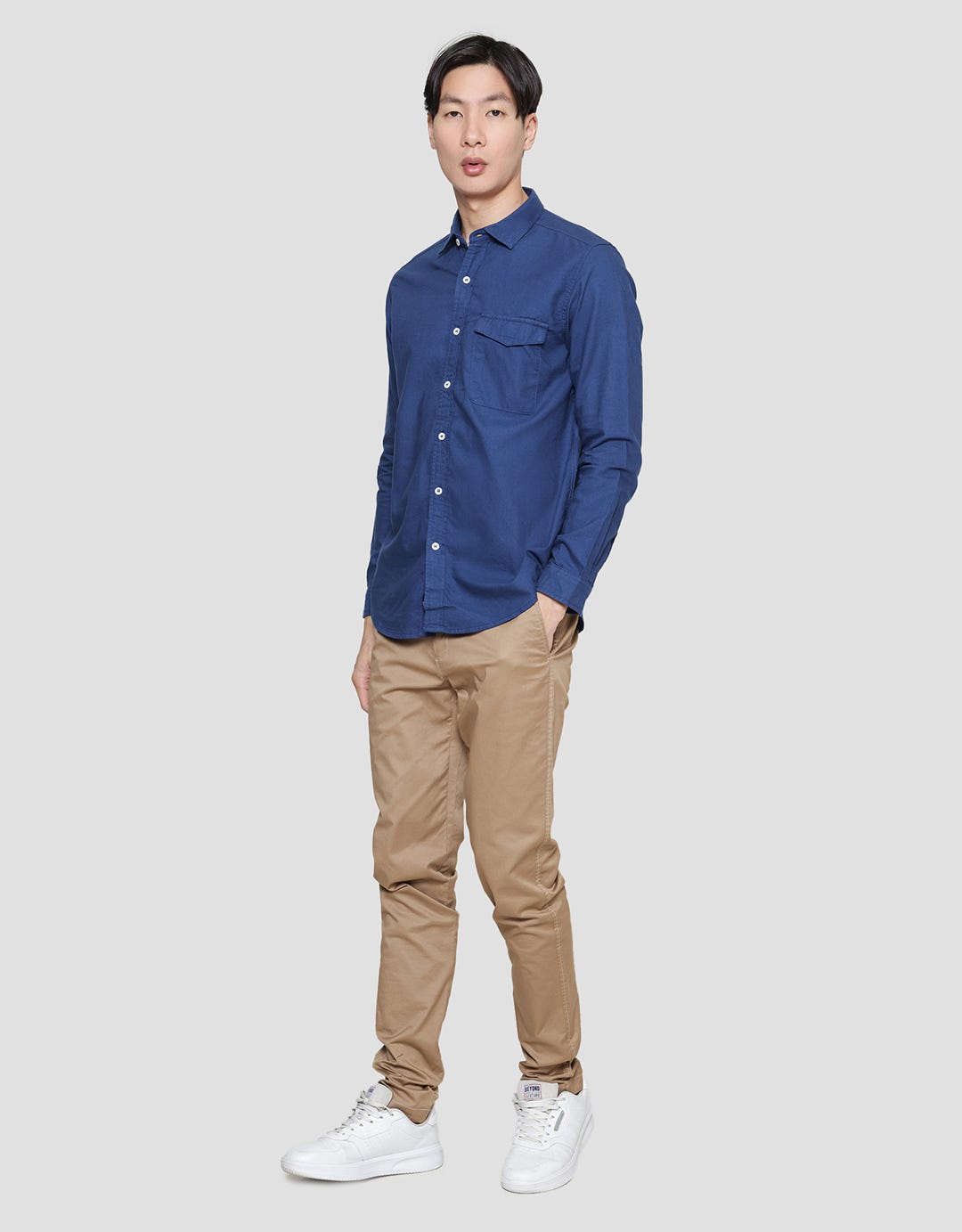 Lois Basic Kemeja Lengan Panjang Pria