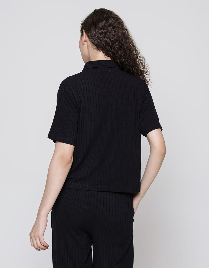 Details of Women's Open Placket Polo Shirt