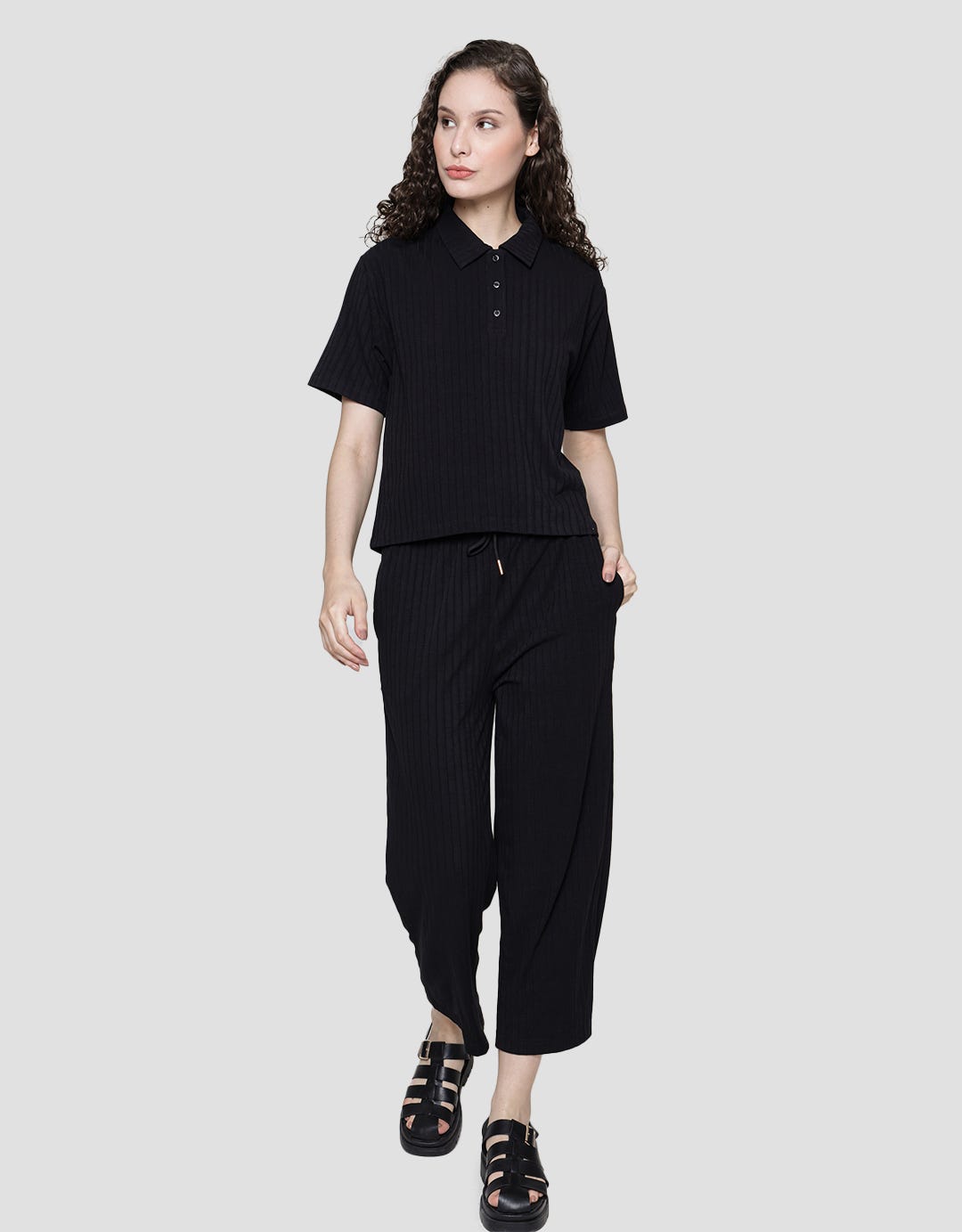 Details of Women's Open Placket Polo Shirt