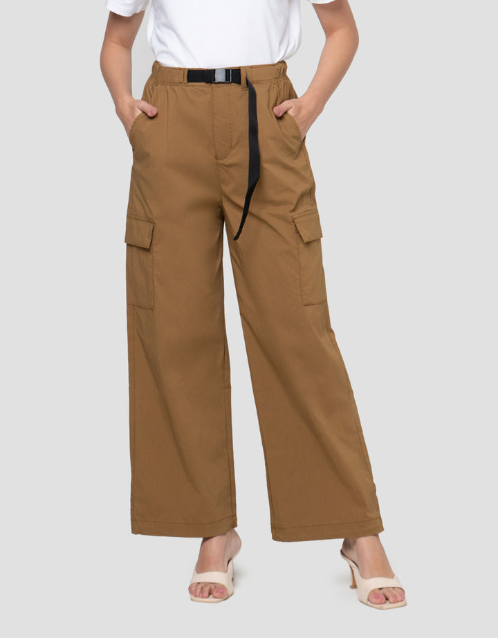 Cardinal Femme Fashion Pocket Celana Wanita