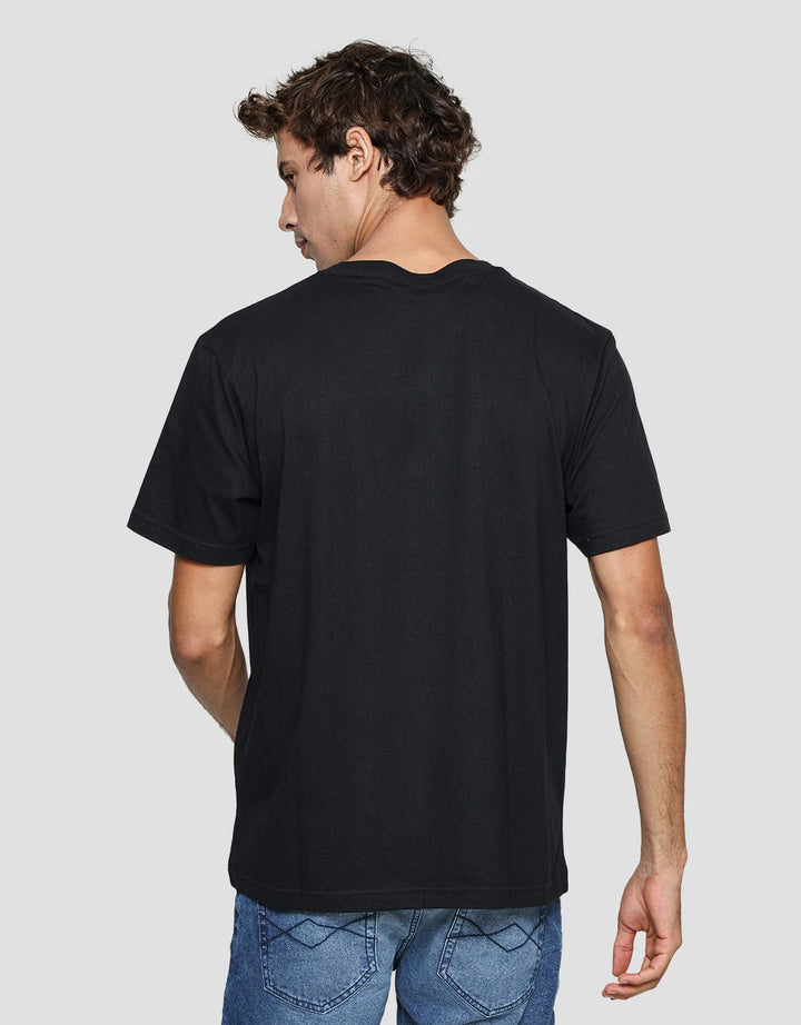 Nevada Men's Short Sleeve Leaf Print T-Shirt