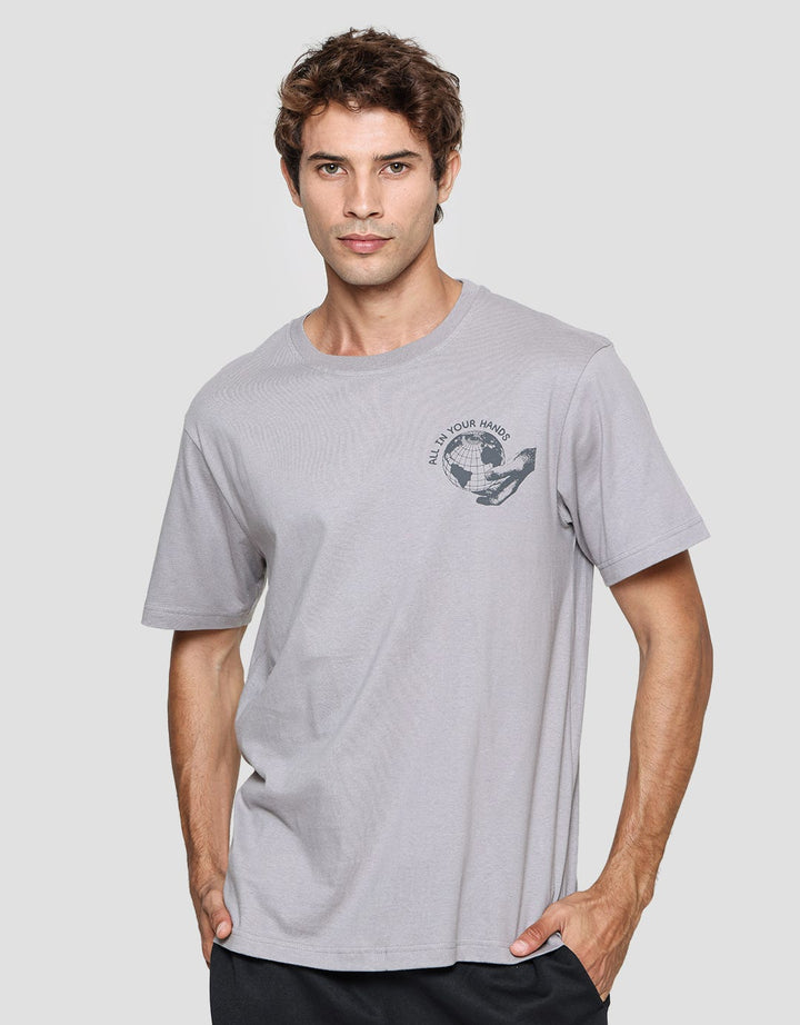 Nevada Kaos Lengan Pendek Pria Print All in Your Hands