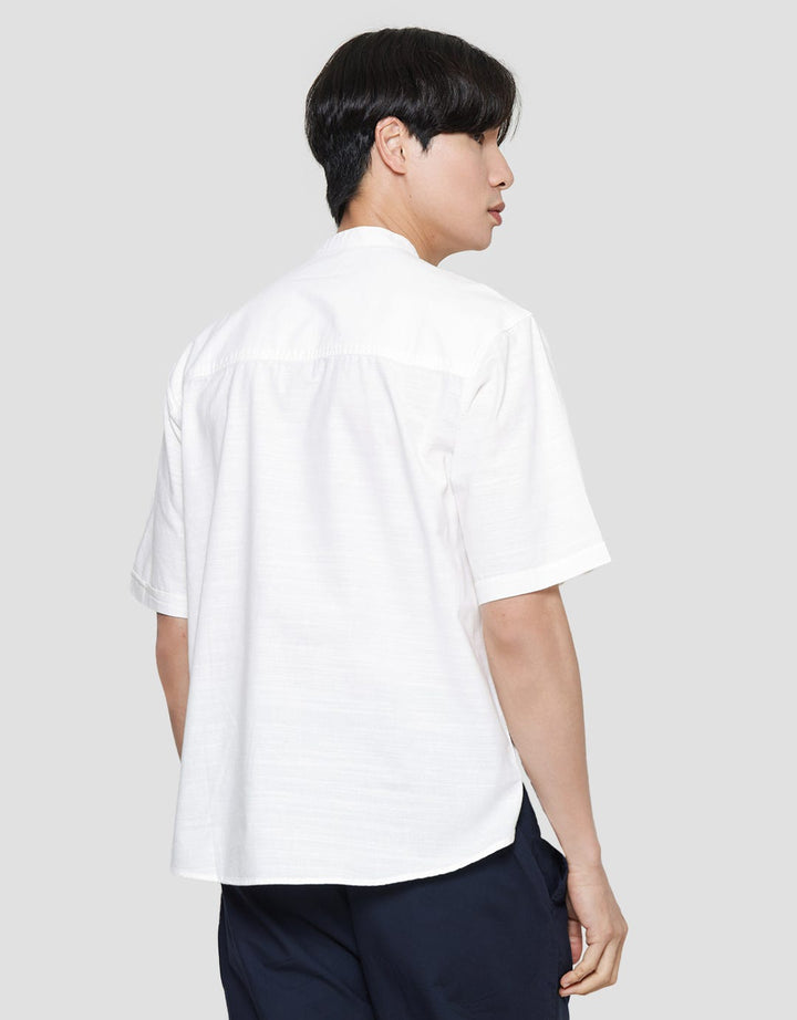 Nevada Koko Lengan Pendek Casual Pria