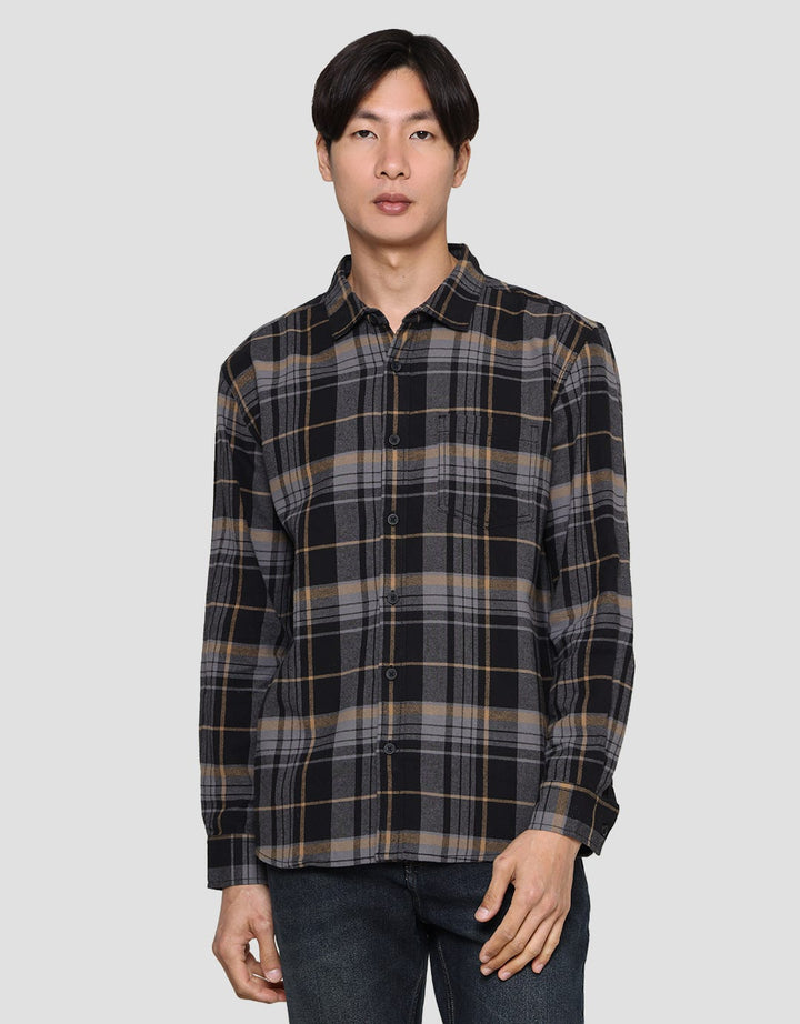 Nevada Kmls063 Checked Flannel Kemeja Pria