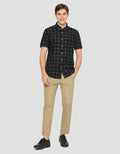 Izzue Kemeja Basic Twill Kotak