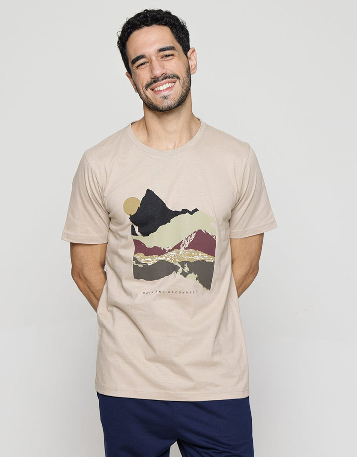 T Zone Adventure 3 Graphic Kaos Pria