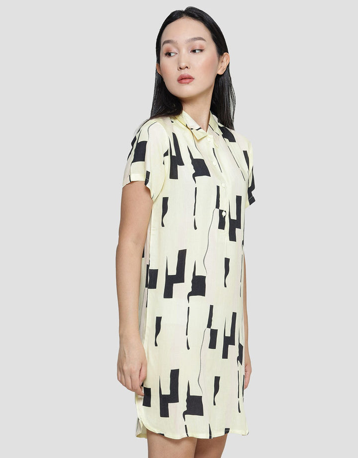 Nevada Women's Yellow Charm Short Sleeve Midi Dress