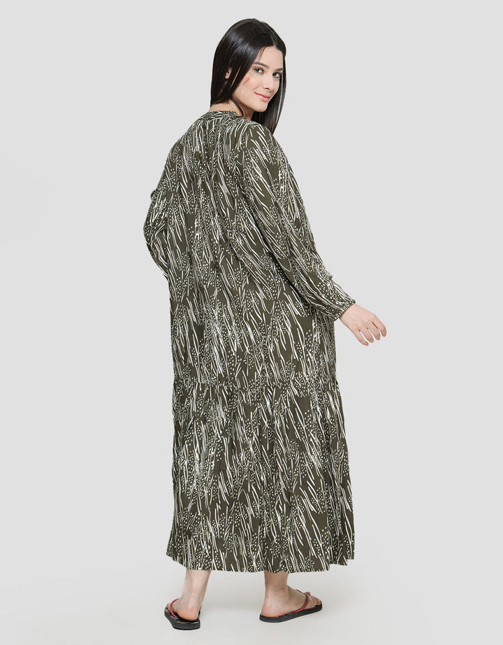St. Yves Maxi Dress Cut Lines Lengan Panjang Wanita