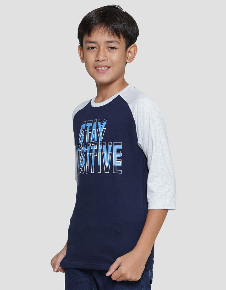 Nevada Kaos Lengan 3/4 Raglan Stay Positive Anak Laki-laki