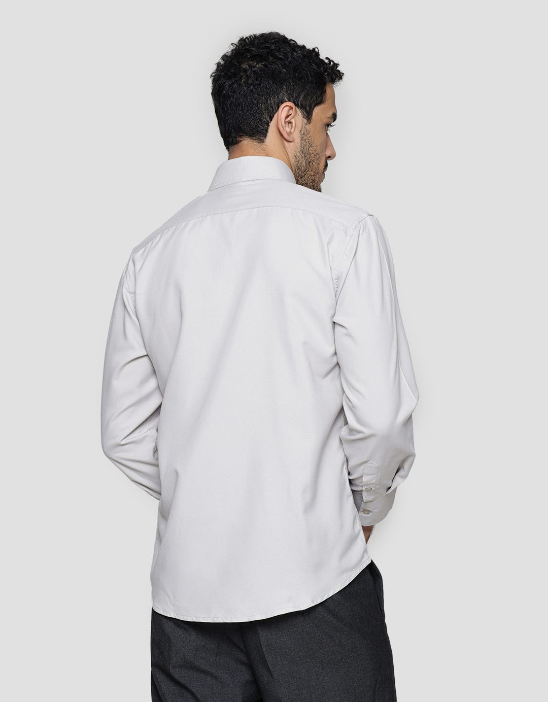 Cole Kemeja Lengan Panjang Slim Twill Pria