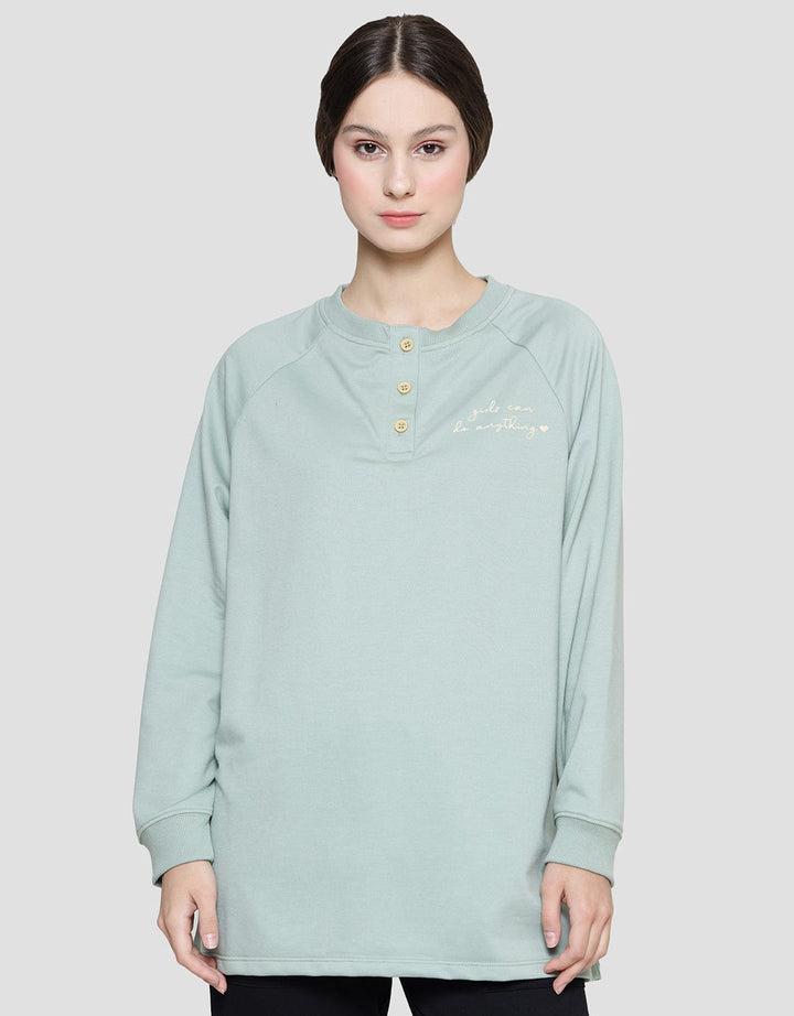 Nevada Can Do Anything Sweater Wanita