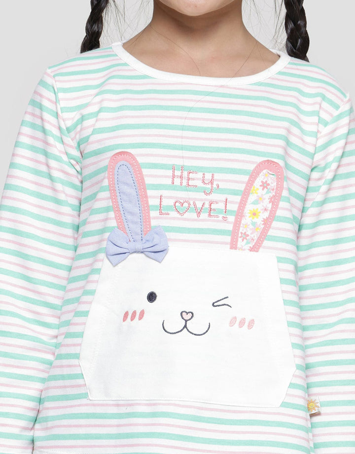 Little M Salur Kantong Kelinci Kaos Anak Perempuan