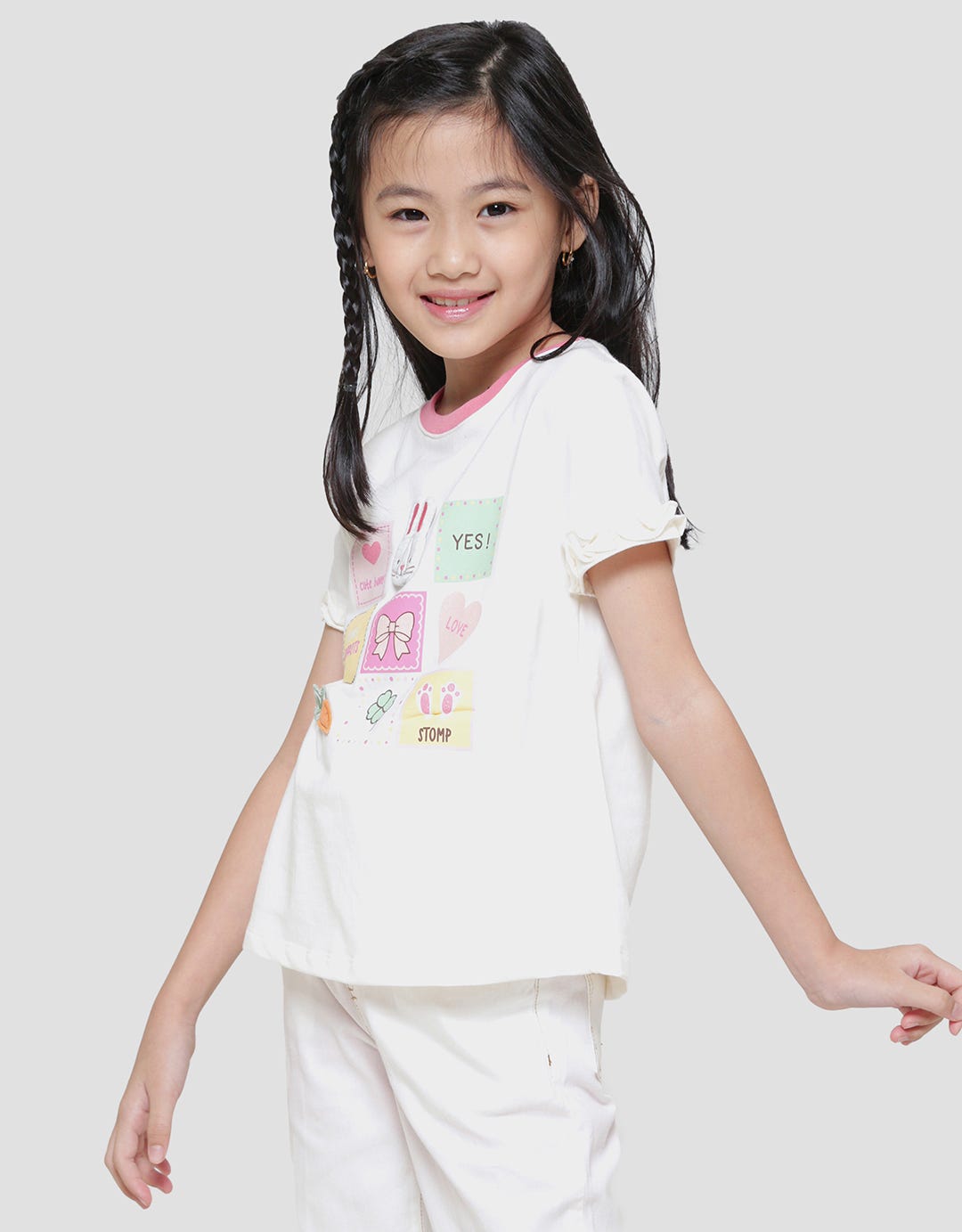 Little M Boxes Aplikasi Kaos Lengan Pendek Anak Perempuan