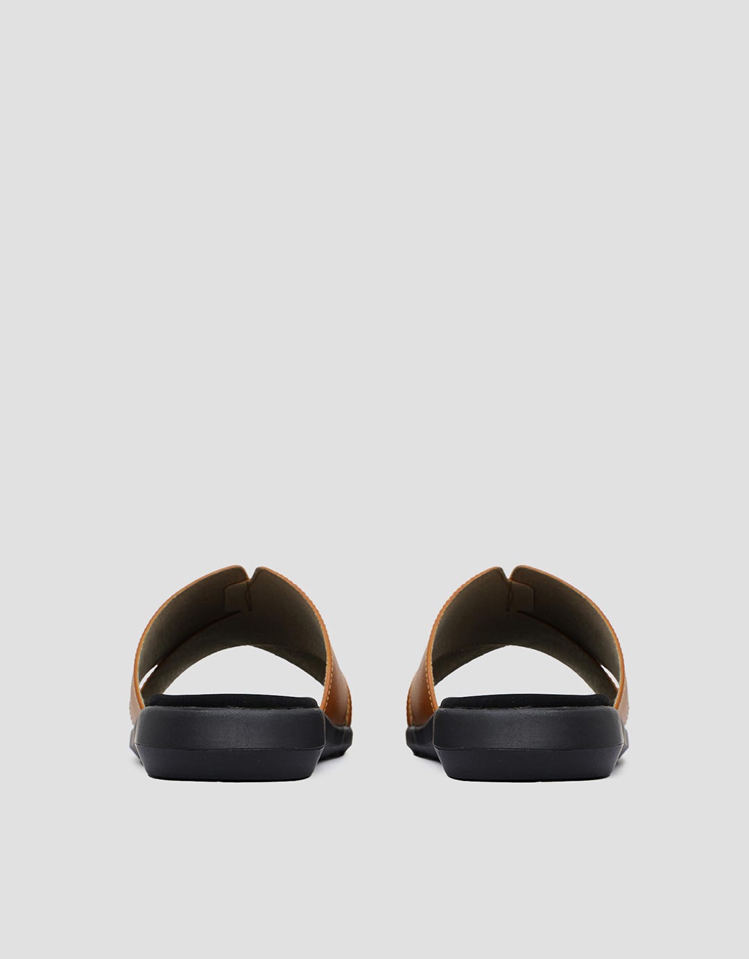 St. Yves Unique Cross Strap Sandal Slip On Wanita
