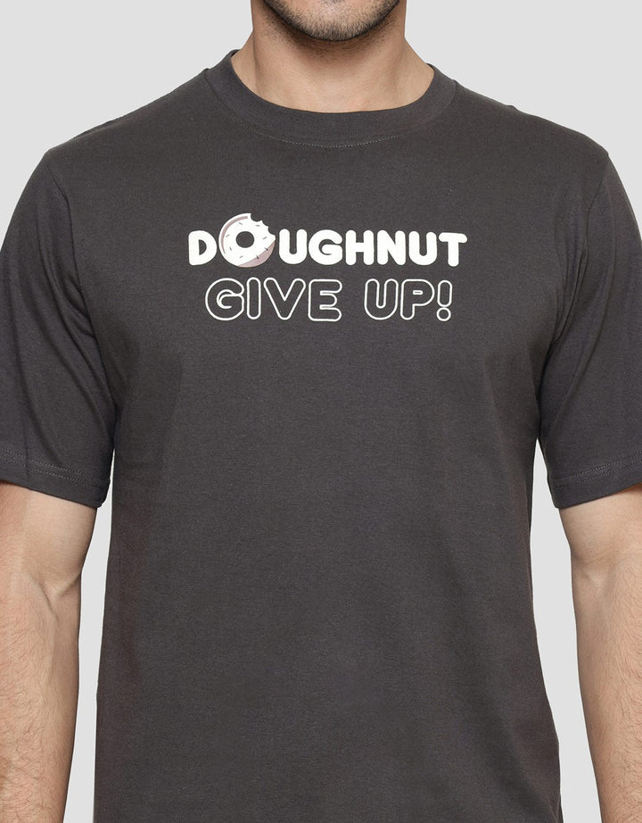 T Zone Wording - Doughnnut Give Up Men's Short Sleeve T-Shirt