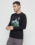 T Zone Print The Summit Kaos Lengan Panjang Pria