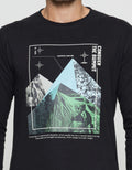 T Zone Print The Summit Kaos Lengan Panjang Pria